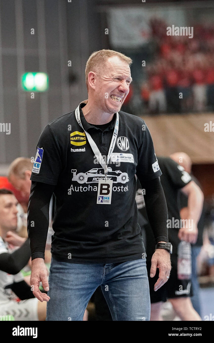 Frank Carstens (pullman, head coach, GWD), guardando deluso, delusione, frustratedration, delusi pessimisti, scatto singolo, azione, azione, 09.06.2019, Ludwigshafen am Rhein, pallamano, DKB Bundesliga, TSG Ludwigshafen-Friesenheim (Civette) - TSV GWD Minden | Utilizzo di tutto il mondo Foto Stock