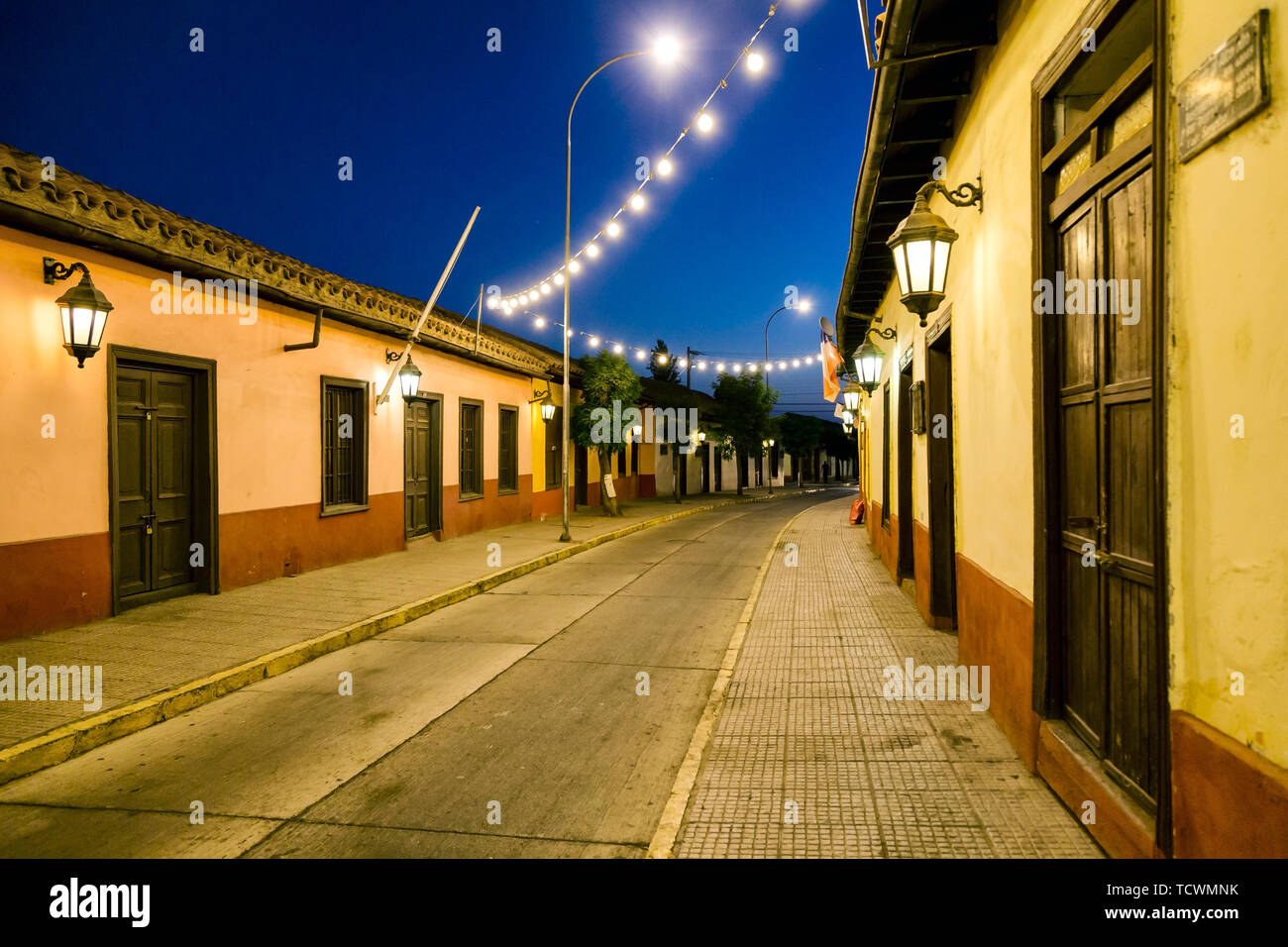 PUTAENDO, Cile. Bellissima vista del Comercio Street nel centro cittadino della città Putaendo. Lo stile coloniale in America latina. Foto della vecchia e storica ho Foto Stock