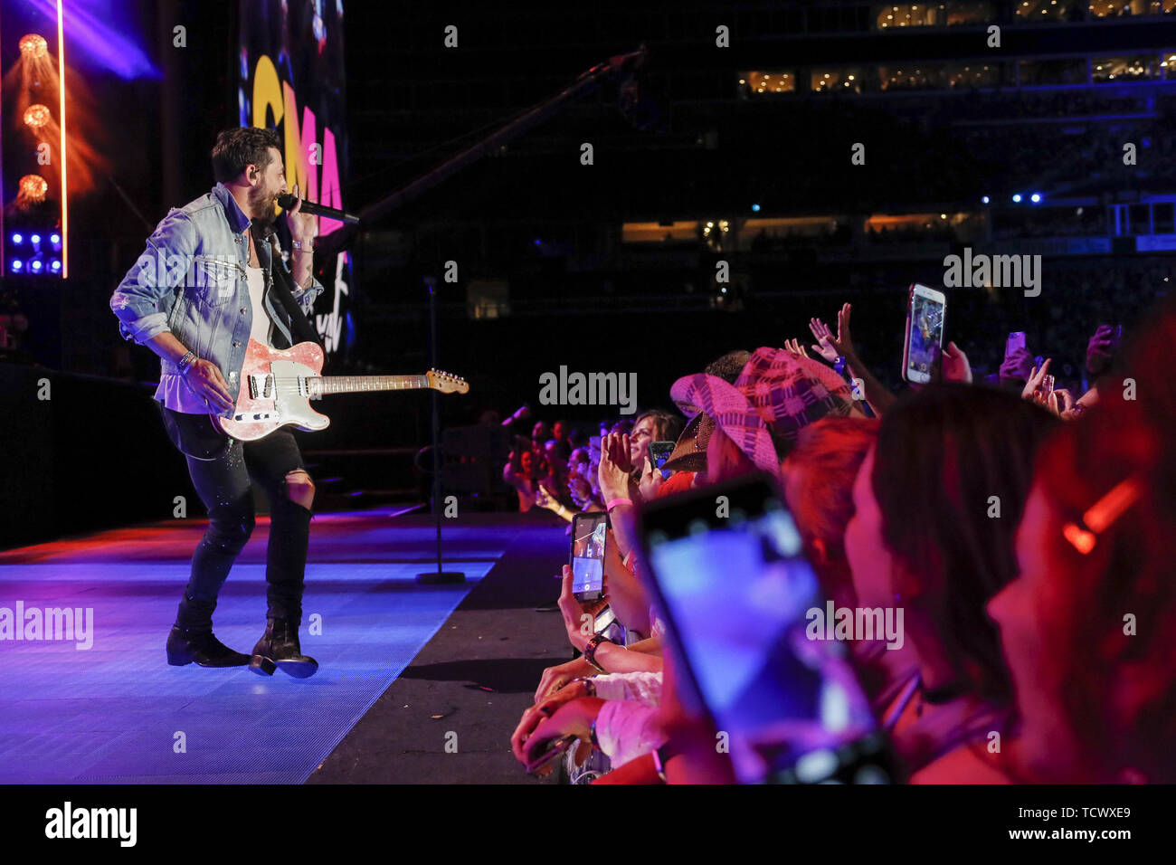 Giugno 9, 2019 - Nashville, Tennessee, Stati Uniti - 09 Giugno 2019 - Nashville, Tennessee - Matteo Ramsey,Old Dominion. 2019 CMA Music Fest concerto serale tenutosi a Nissan Stadium. Photo credit: Federico Breedon/AdMedia (credito Immagine: © Federico Breedon/AdMedia via ZUMA filo) Foto Stock