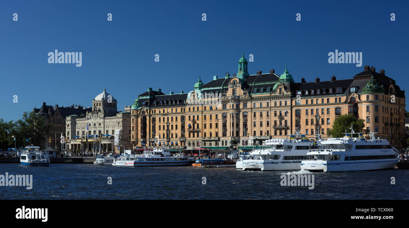 Strömkajen e Grand Hotel di Stoccolma, Svezia Foto Stock