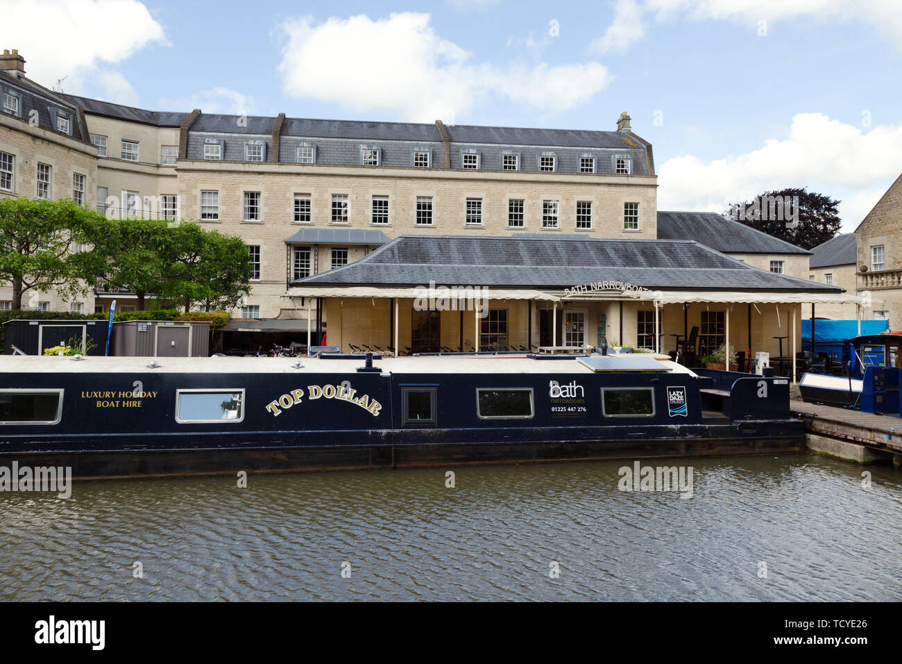 Bath Narrowboats - canal noleggio barca ferma sul Kennet and Avon canal a Bathampton, bagno Somerset England Regno Unito Foto Stock