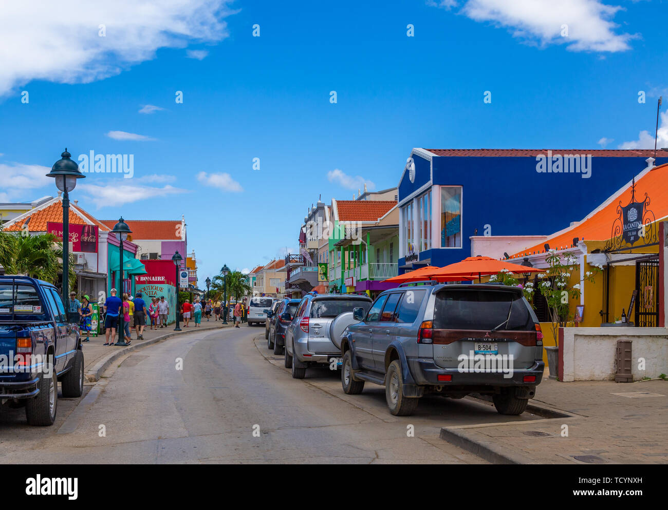 Street per la zona dello shopping a Bonaire Foto Stock