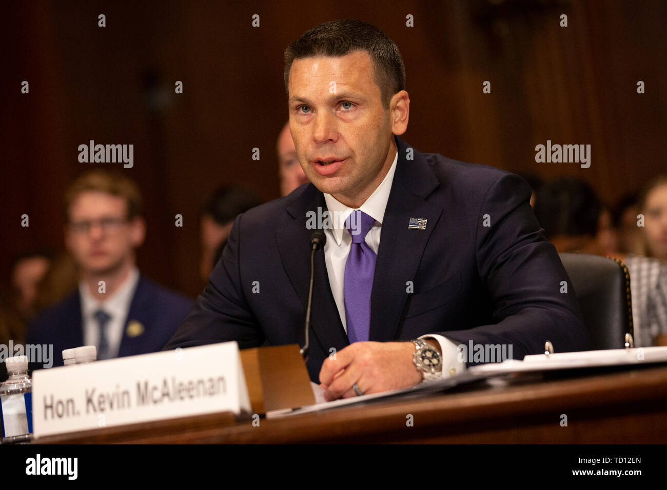 Washington DC, Stati Uniti d'America. 11 Giugno, 2019. Deliberando il Segretario del Dipartimento della Sicurezza Interna degli Stati Uniti Kevin McAleenan testimonia prima di Stati Uniti Senato Comitato Giudiziario sul Campidoglio di Washington, DC, Stati Uniti il 11 giugno 2019. Credito: MediaPunch Inc/Alamy Live News Foto Stock