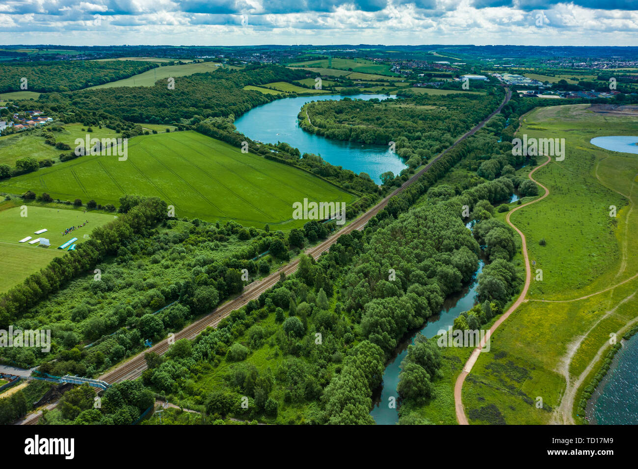 Vista aerea del Lago di Waverley, Rotherham, South Yorkshire, Regno Unito. Adottate nel giugno 2019 Foto Stock