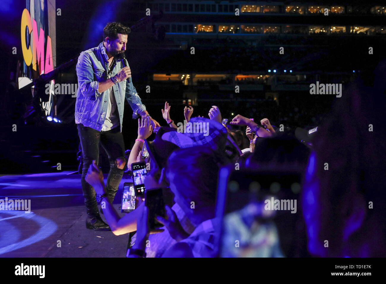 Giugno 9, 2019 - Nashville, Tennessee, Stati Uniti - 09 Giugno 2019 - Nashville, Tennessee - Matteo Ramsey,Old Dominion. 2019 CMA Music Fest concerto serale tenutosi a Nissan Stadium. Photo credit: Federico Breedon/AdMedia (credito Immagine: © Federico Breedon/AdMedia via ZUMA filo) Foto Stock