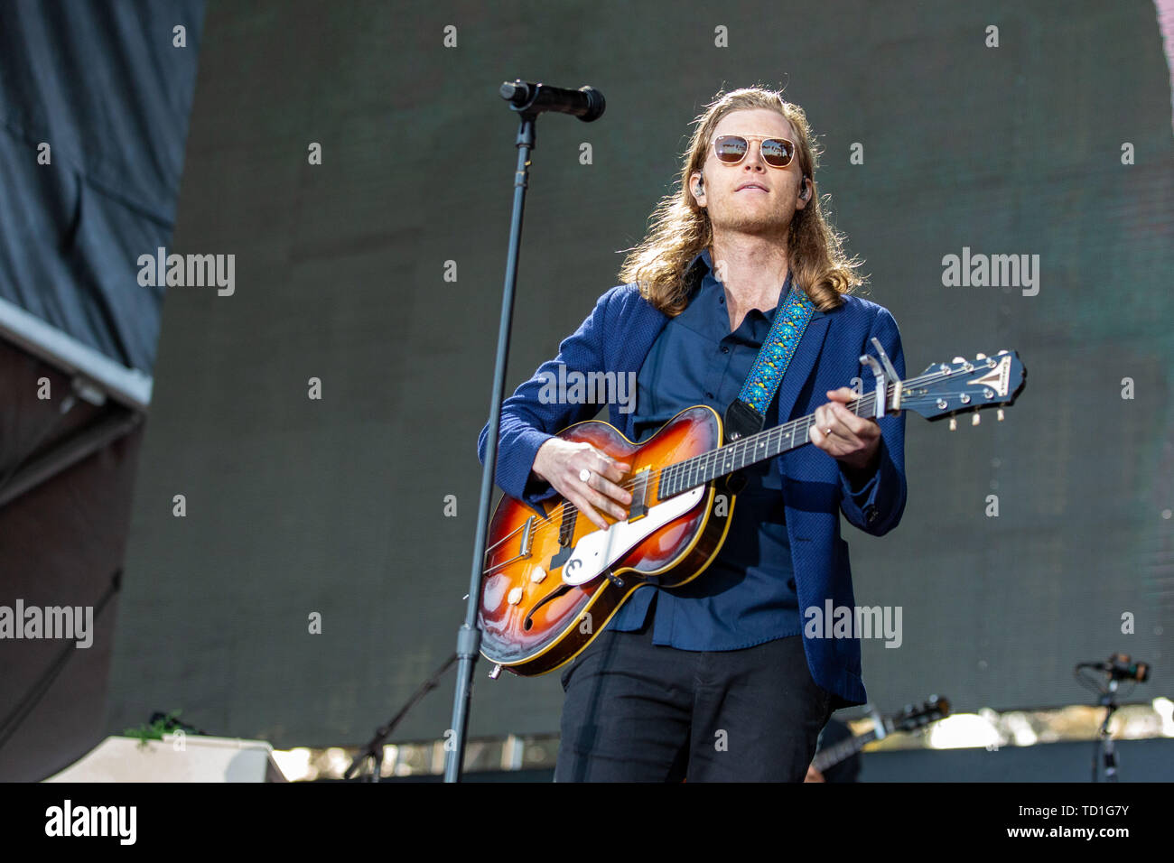 Giugno 8, 2019 - Dana Point, California, Stati Uniti - WESLEY SCHULTZ del Lumineers durante il KROQ Weenie Roast 2019 a stato Doheny Beach in Dana Point, California (credito Immagine: © Daniel DeSlover/ZUMA filo) Foto Stock