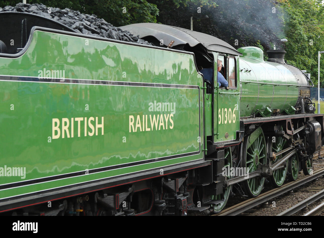 Mayflower LNER Thompson Classe B1 61306 locomotiva a vapore, il Royal Windsor vapore Express, Hounslow stazione ferroviaria, LONDRA, REGNO UNITO, 11 giugno 2019, Foto di Foto Stock
