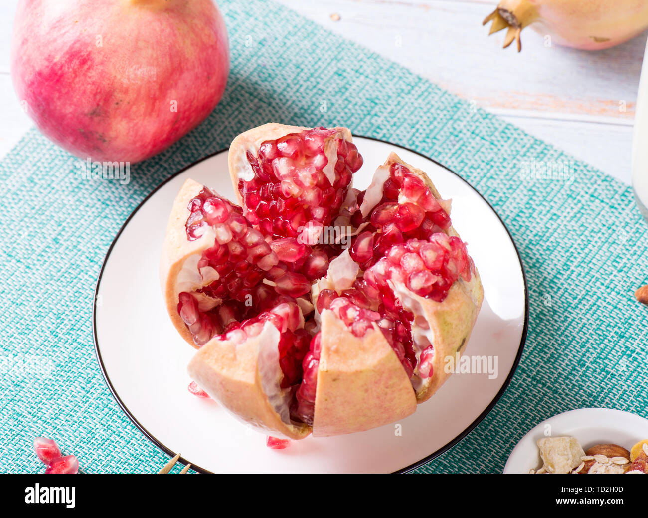 Frutta fresca frutta melograno, nutriente, deliziosi dolci. Foto Stock