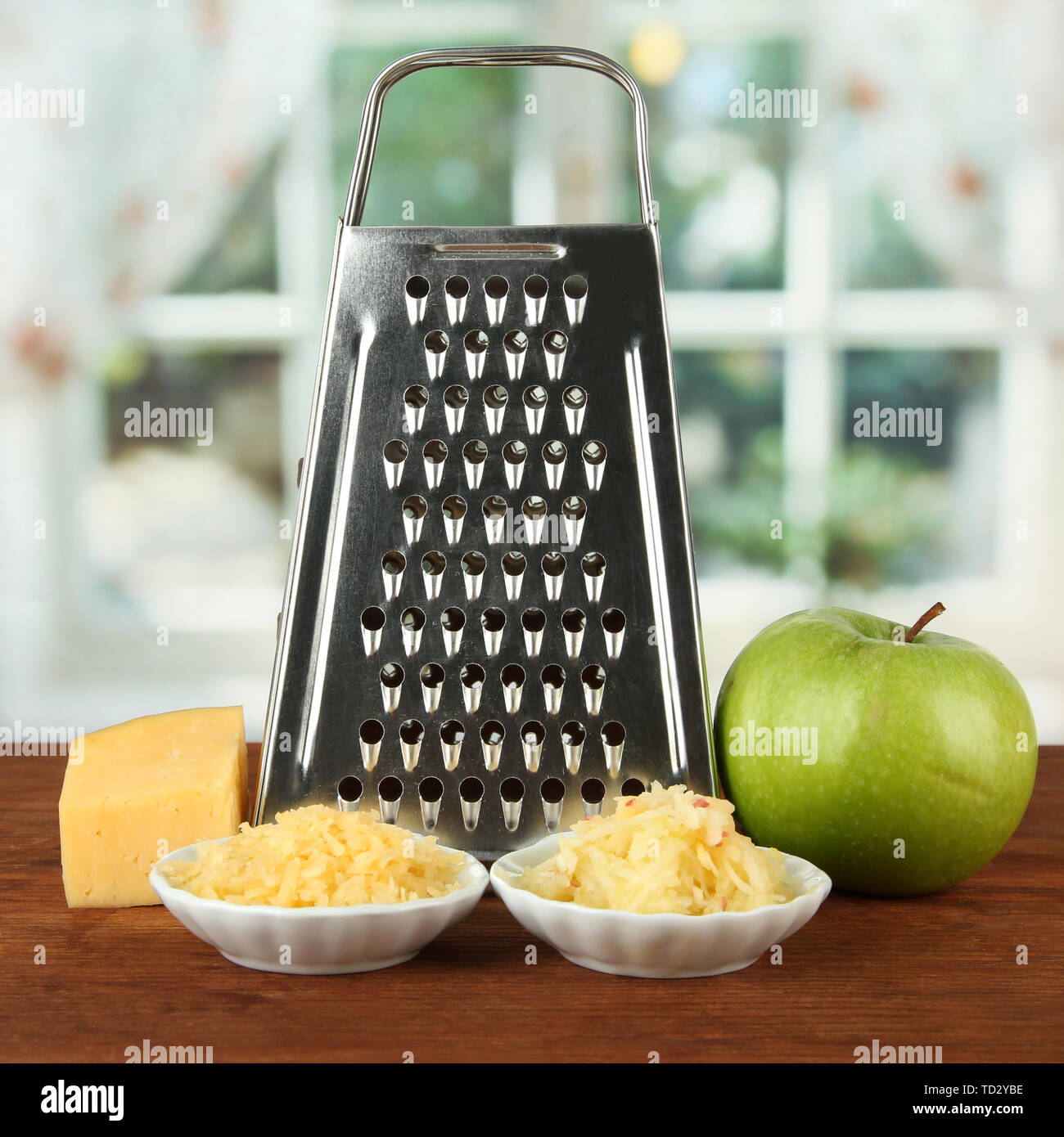 Sottobicchieri Rotondi Effetto Formaggio Svizzero – Set Da 2 Divertenti E Lucidi, Idee Regalo Originali