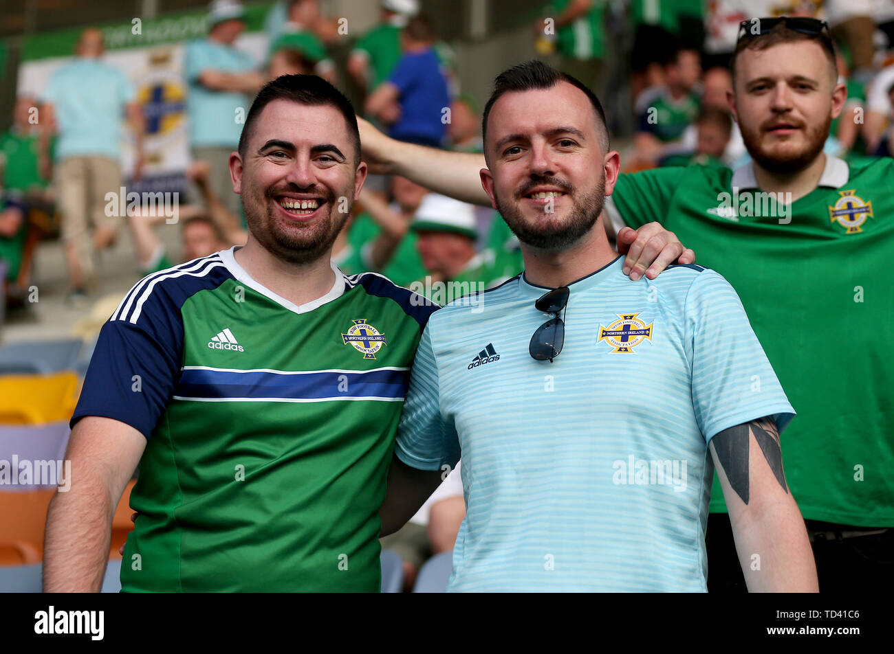 Irlanda del Nord i fan in gabbie prima di UEFA EURO 2020 qualifica, gruppo C corrispondono a Borisov Arena. Foto Stock