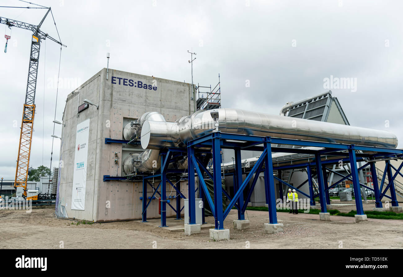 Amburgo, Germania. 12 Giugno, 2019. La tecnologia del gruppo Siemens Gamesa Energia rinnovabile ha iniziato la fase di test di un energia elettrotermica storage system nel porto di Amburgo. Credito: Axel Heimken/dpa/Alamy Live News Foto Stock