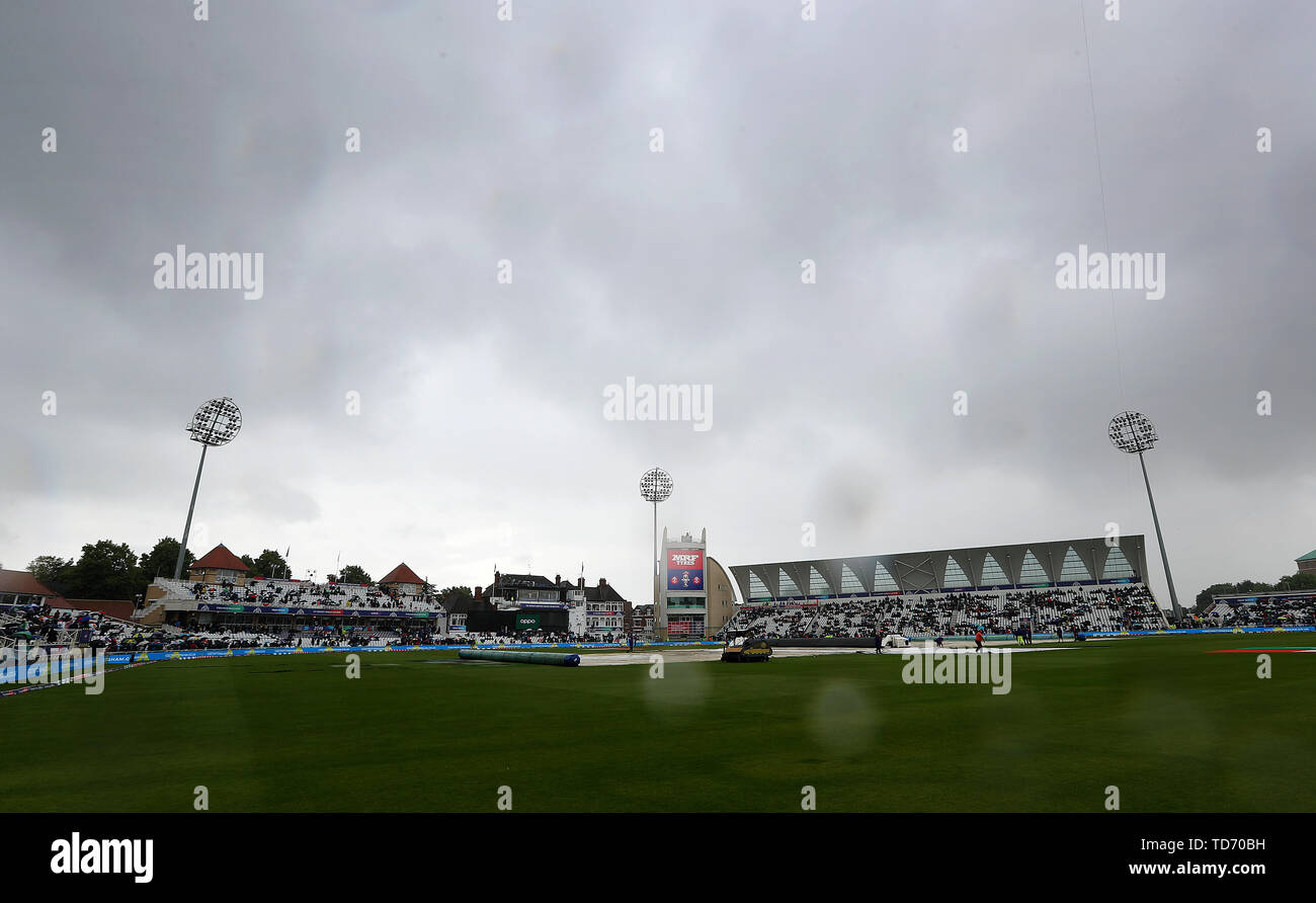 Il gioco è chiamato fuori a causa di avverse condizioni atmosferiche durante l'ICC Cricket World Cup group stage corrispondono a Trent Bridge, Nottingham. Foto Stock