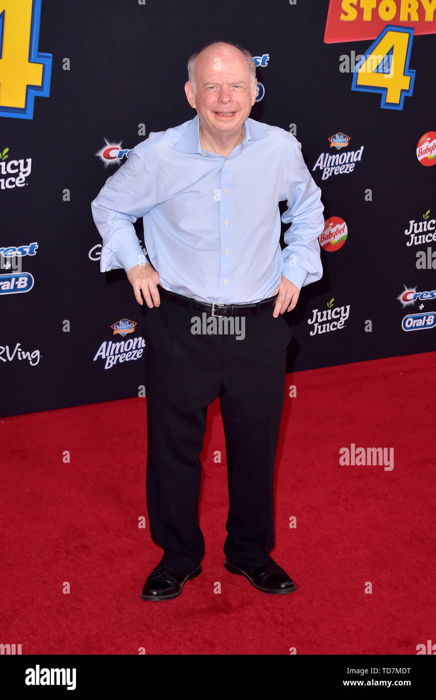 Wallace Shawn presso il world premiere del film "Toy Story: tutto ciò che sente nessun comando / Toy Story 4' al El Capitan theater. Los Angeles, 11.06.2019 | Utilizzo di tutto il mondo Foto Stock