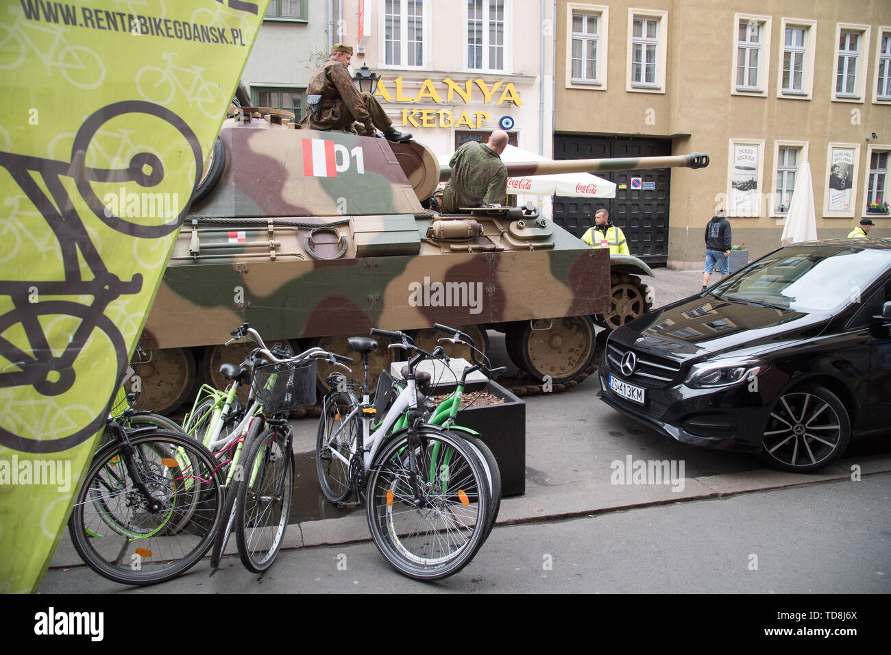 La ricostruzione della seconda guerra mondiale tedesco serbatoio medio Panzerkampfwagen V Panther durante la Victory Parade di Danzica, Polonia. Il 11 maggio 2019. Nei primi giorni del Foto Stock