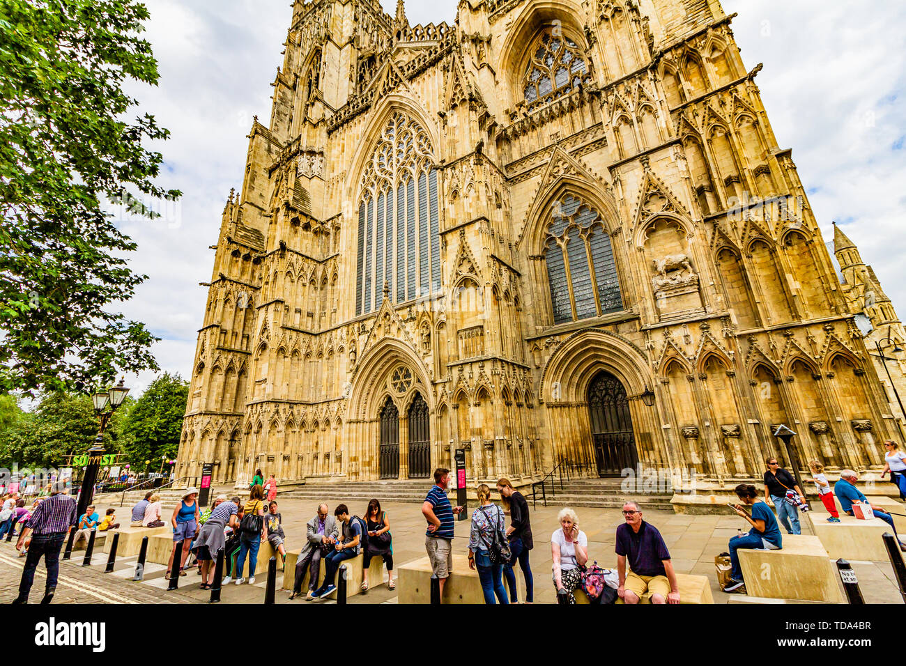 York Minster, la cattedrale della città di York, nello Yorkshire, Regno Unito. Agosto 2018. Foto Stock