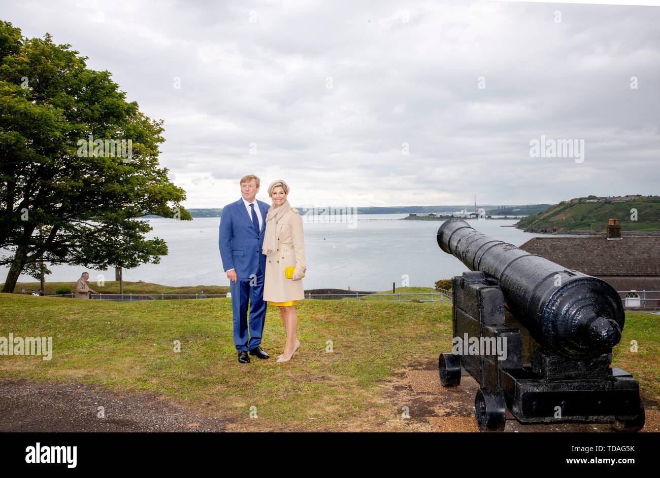 Crosshaven, Irlanda. 14 Giugno, 2019. Willem-Alexander re e regina Maxima dei Paesi Bassi visitare Camden Fort Meagher in Crosshaven, il 14 giugno 2019, per le conversazioni con i volontari di organizzazioni di volontariato locali che l'ultimo di una 3 giorni allo Stato visita in Irlanda foto : Albert Nieboer/ Paesi Bassi OUT/point de vue OUT | Credit: dpa/Alamy Live News Foto Stock