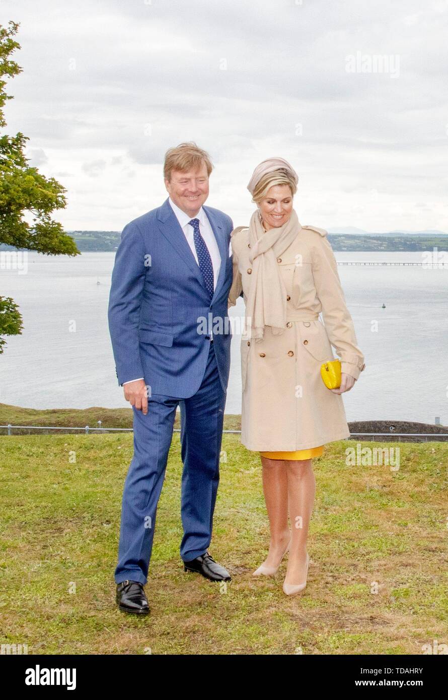 Crosshaven, Irlanda. 14 Giugno, 2019. Willem-Alexander re e regina Maxima dei Paesi Bassi visitare Camden Fort Meagher in Crosshaven, il 14 giugno 2019, per le conversazioni con i volontari di organizzazioni di volontariato locali che, all'ultimo di 3 giorni allo Stato visita in Irlanda foto : Albert Nieboer/ Paesi Bassi OUT/point de vue OUT | Credit: dpa/Alamy Live News Foto Stock