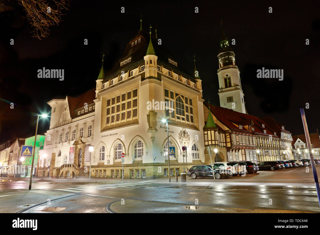 Bomann-Museum, im Hintergrund die Stadtkirche, Celle, Niedersachsen, Deutschland Foto Stock