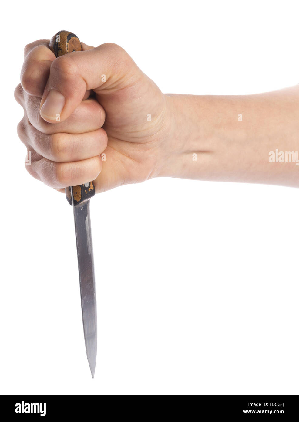 Mano che tiene un coltello isolati su sfondo bianco Foto Stock