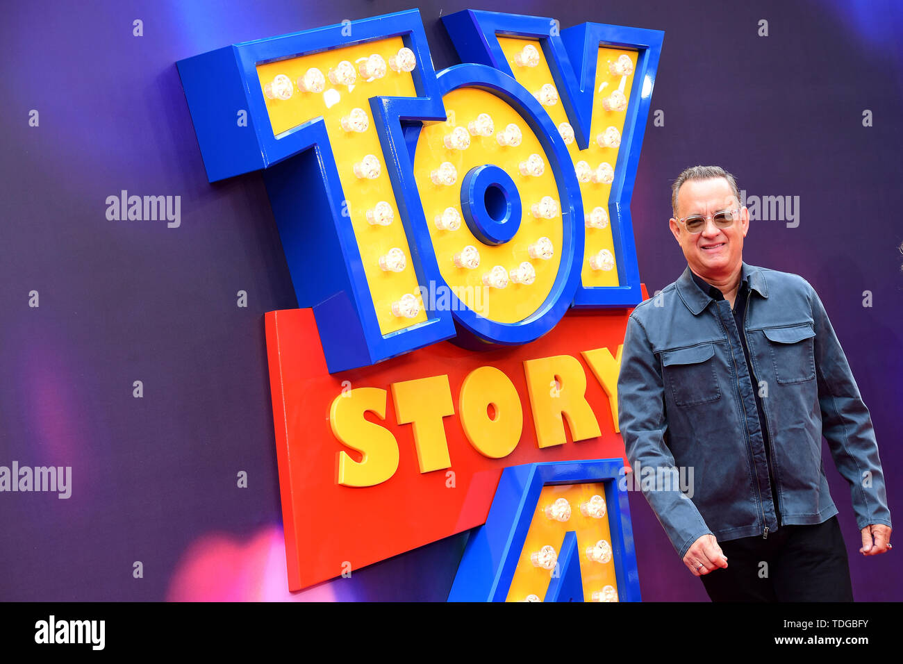 Tom Hanks frequentando il Toy Story 4 Premiere di Odeon Luxe, Leicester Square, Londra. Foto Stock
