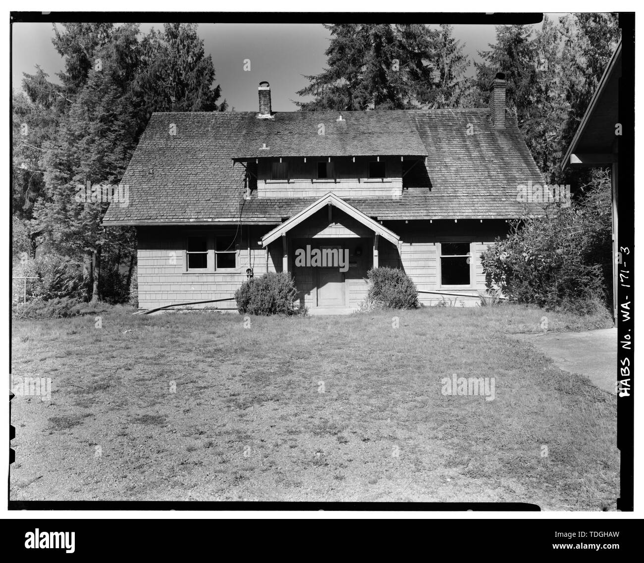 NORTHWEST POSTERIORE - Quinault Ranger's Residence, Quinault Recreation Area, Quinault, Grays Harbor County, WA; Fromme, R L Foto Stock