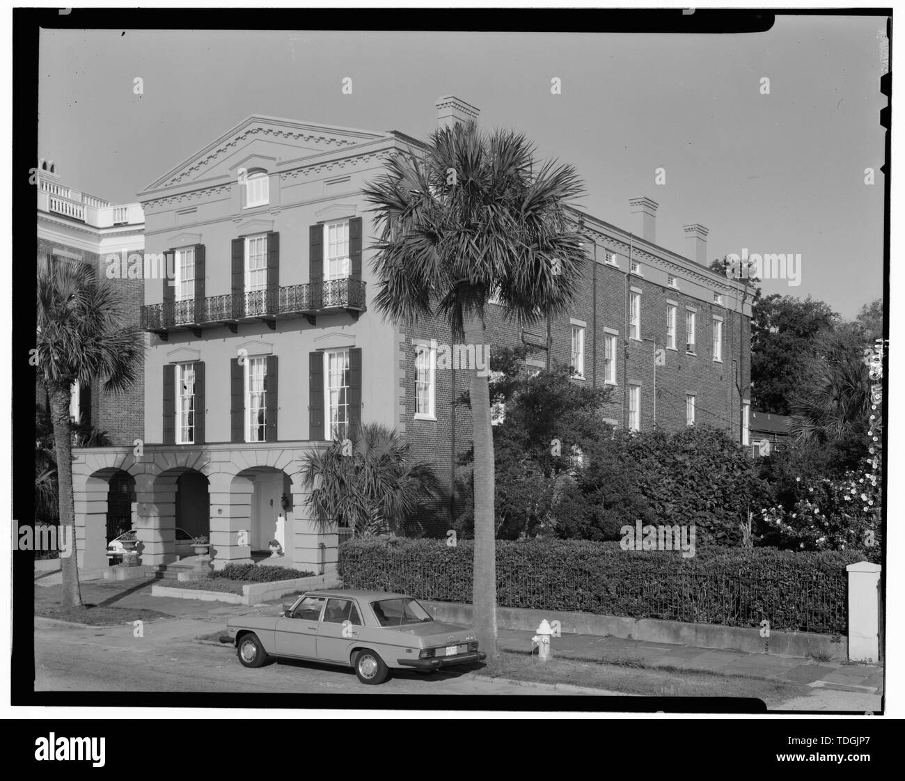 Sul lato nord-est - William Ravenel House, 13 East Battery Street, Charleston, Contea di Charleston, Sc Foto Stock