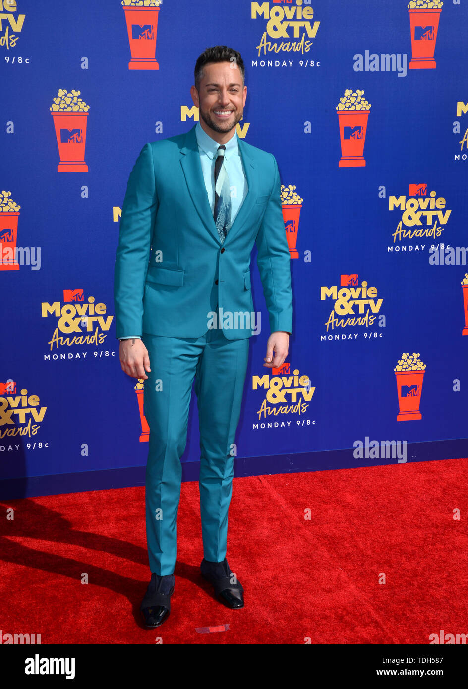 Santa Monica, Stati Uniti d'America. Giugno 16, 2019: Zachary Levi al 2019 MTV Movie & TV Awards a Barker Hangar di Santa Monica. Credito: Paul Smith/Alamy Live News Foto Stock