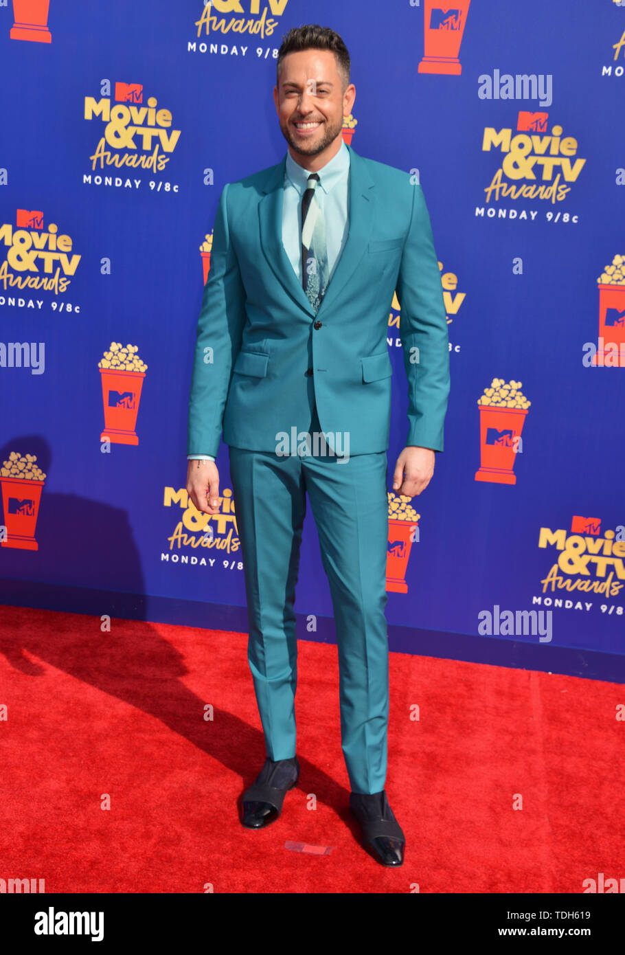 Los Angeles, Stati Uniti d'America. Il 15 giugno, 2019. Zachary Levi 082 assiste il 2019 MTV Movie e TV Awards a Barker Hangar a giugno 15, 2019 a Santa Monica, California Credit: Tsuni/USA/Alamy Live News Foto Stock