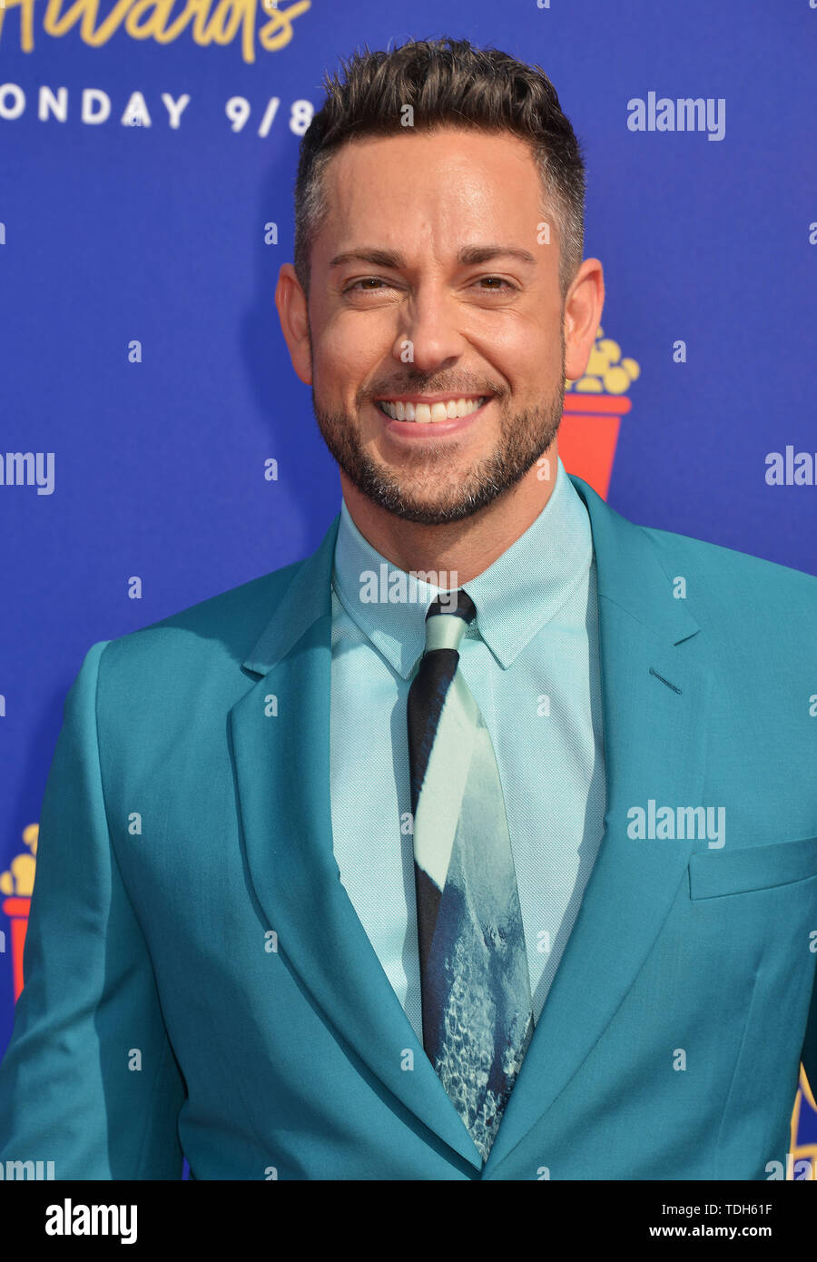 Los Angeles, Stati Uniti d'America. Il 15 giugno, 2019. Zachary Levi 083 assiste il 2019 MTV Movie e TV Awards a Barker Hangar a giugno 15, 2019 a Santa Monica, California Credit: Tsuni/USA/Alamy Live News Foto Stock