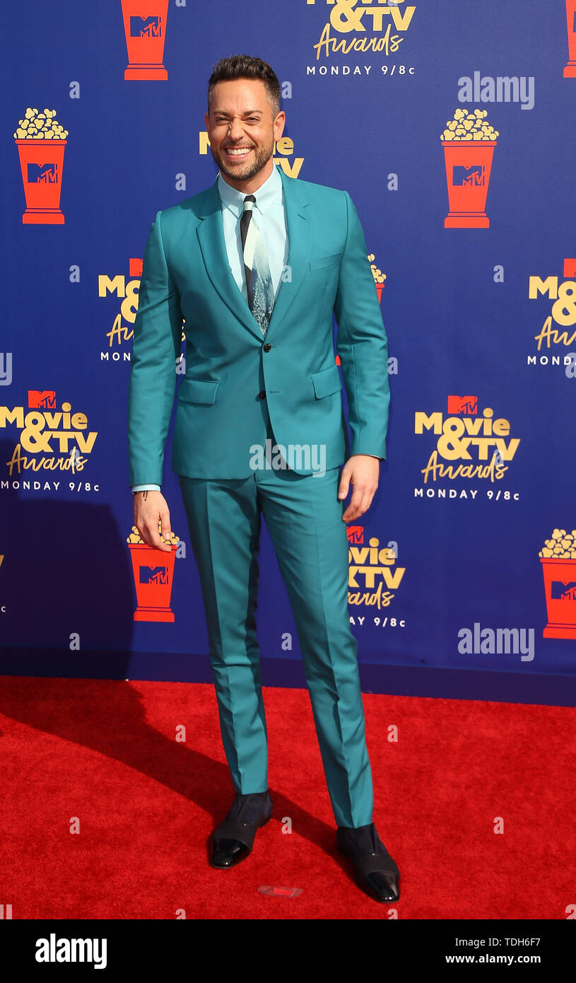 Santa Monica, Stati Uniti d'America. Il 15 giugno, 2019. Zachary Levi assiste il 2019 MTV Movie e TV Awards a Barker Hangar a giugno 15, 2019 in Santa Monica, California. Credito: MediaPunch Inc/Alamy Live News Foto Stock