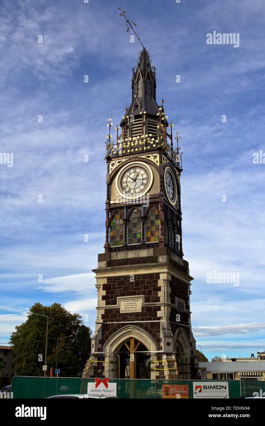 Danni al commemorativa torre orologio vicino la cattedrale di Christchurch in seguito al terremoto del 2011 presi in Christchurch, South Island, in Nuova Zelanda il 18 M Foto Stock