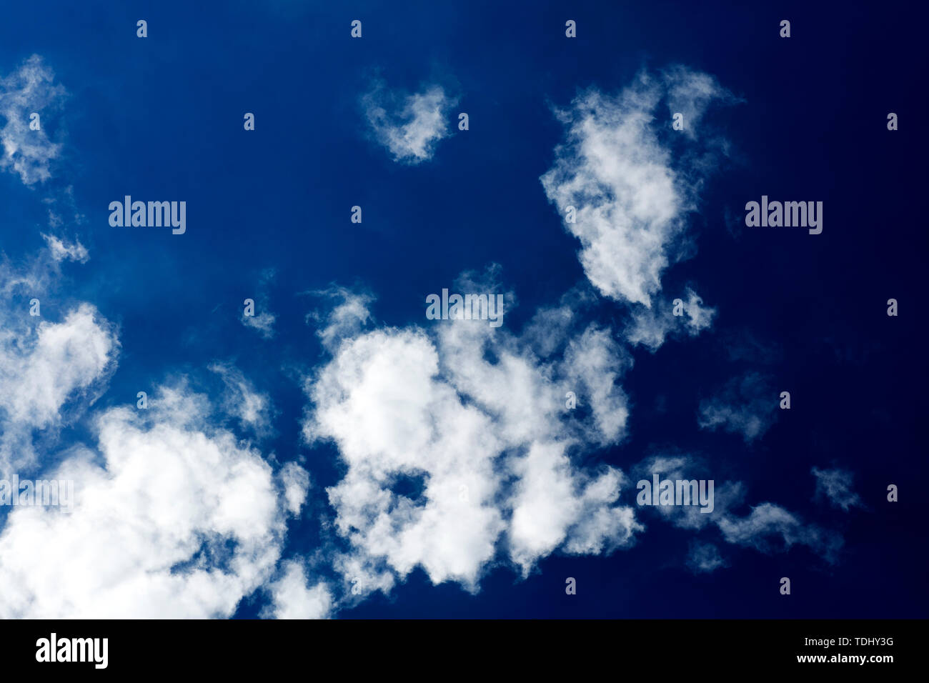 Trasognata nuvoloso estate sfondo cielo arte in stampe di alta qualità prodotti cinquanta megapixel di stampe Foto Stock