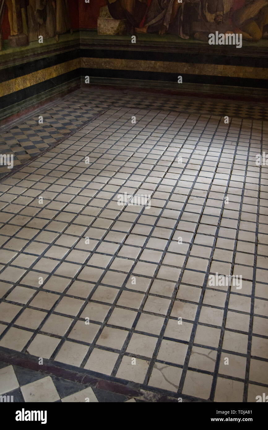 Progettato pavimenti in vecchi giorni nella città di Ischia Italia Italy Foto Stock