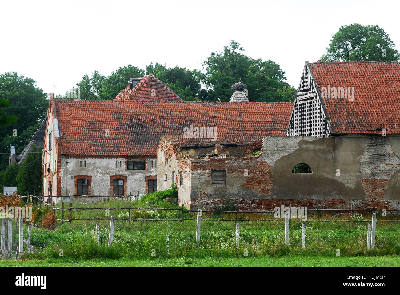 Lehndorff palazzo costruito nel XVII secolo per il tedesco della nobile famiglia Lehndorff, proprietari di Steinort dal 1420 al 1945, in Sztynort, Polonia. Il 4 luglio 2008 © W Foto Stock