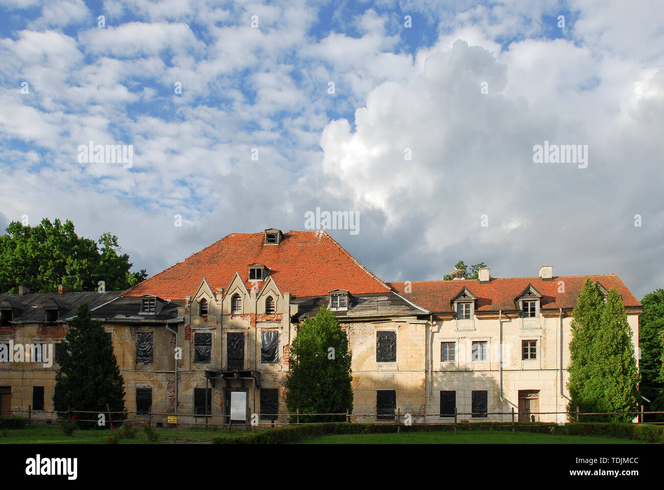 Lehndorff barocco palazzo costruito nel XVII secolo per il tedesco della nobile famiglia Lehndorff, proprietari di Steinort dal 1420 al 1945, in Sztynort, Polonia. Il 4 luglio Foto Stock