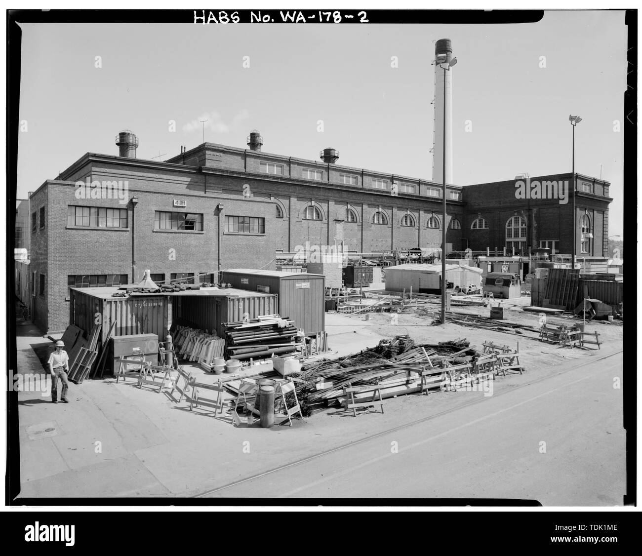 Vista obliqua, guardando a sud-est, che mostra a nord e a ovest - Central Power Station, Puget Sound Naval Shipyard, Bremerton, Kitsap County, WA Foto Stock