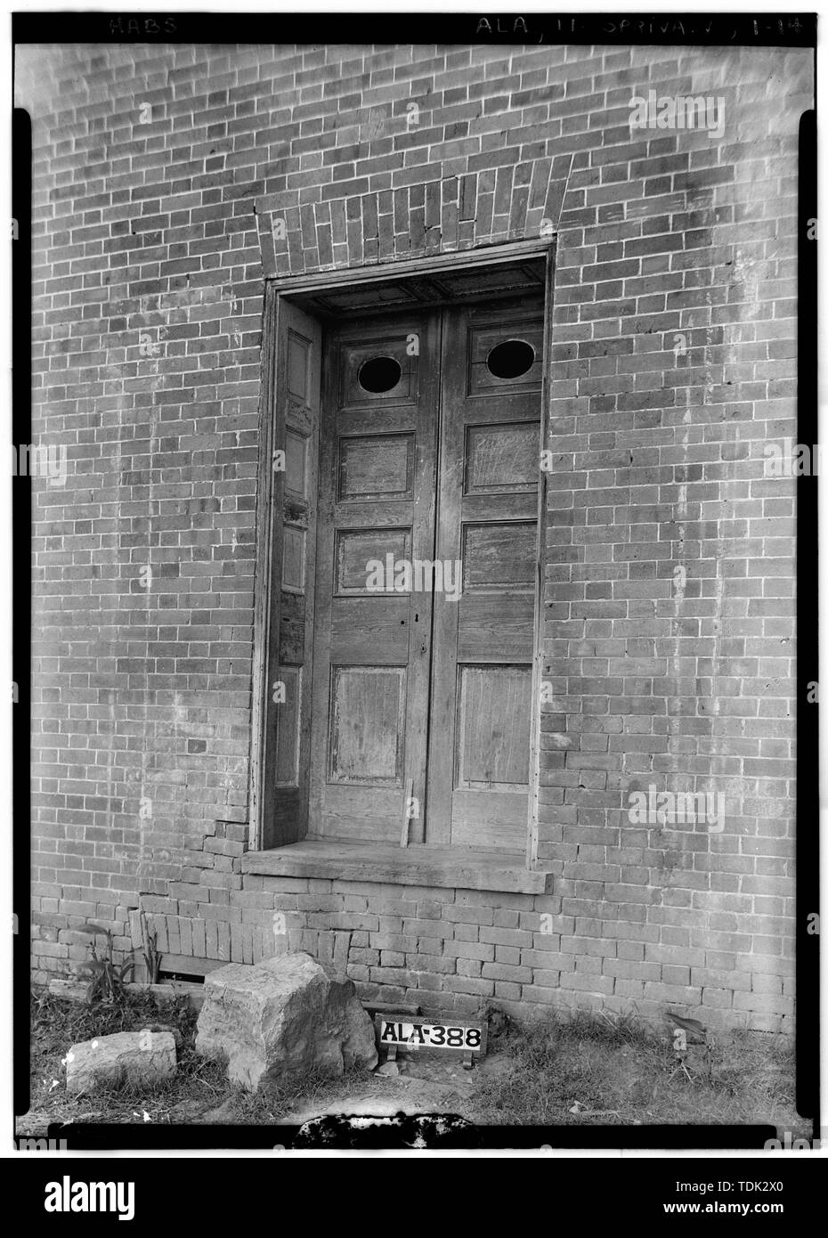 Storici edifici americano Sondaggio Alex Bush, fotografo, Agosto 5, 1935 antica porta di casa in cucina antica - EST ELEVAZIONE - Belmont, U.S. Autostrada 43, Spring Valley, Colbert County, AL Foto Stock