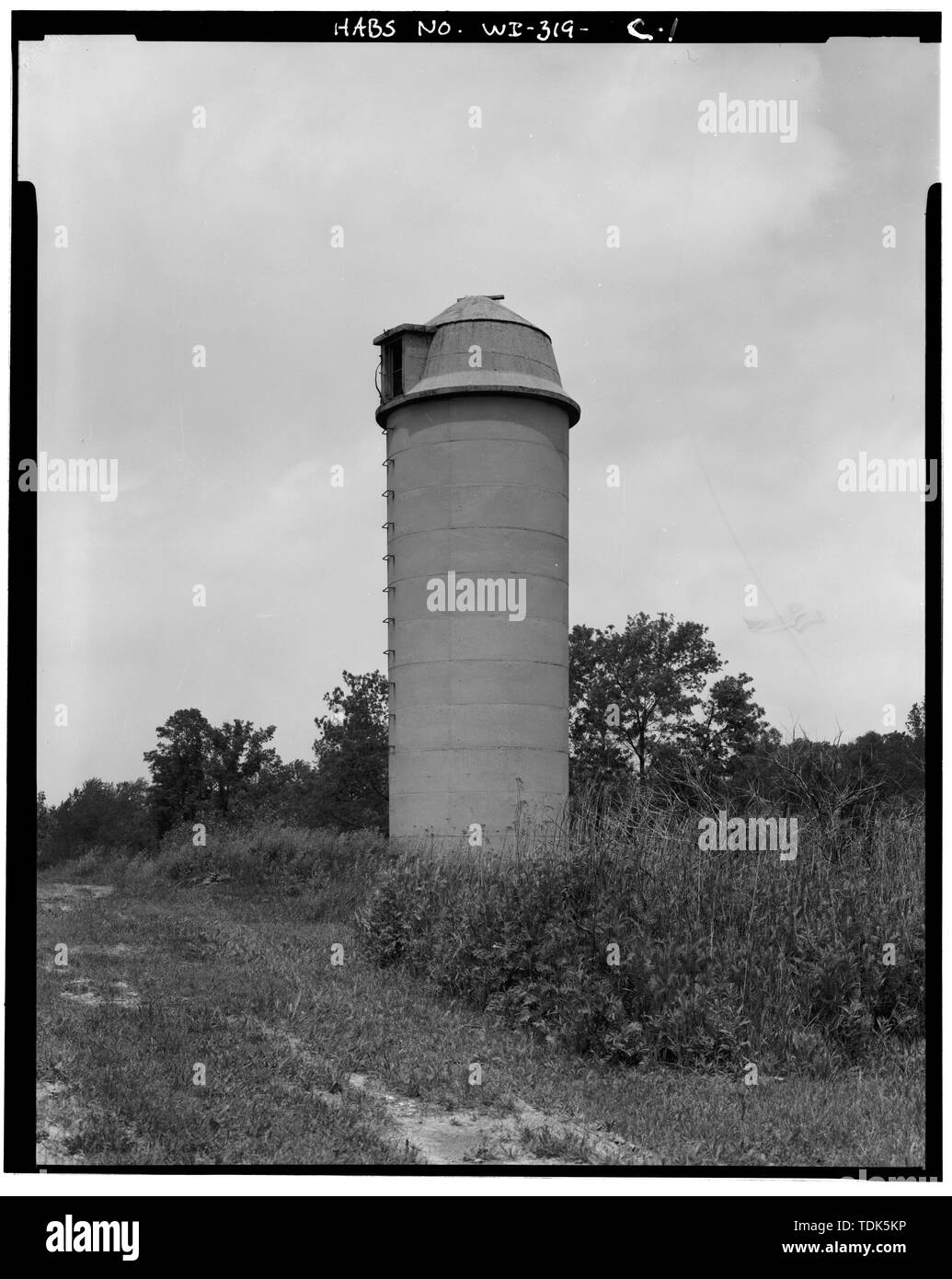 Il canile. SILO. Vista nord nord-est - Vogelsang Farm, Silo, 7217 U.S. Autostrada 151, Manitowoc Rapids, Manitowoc County, WI Foto Stock