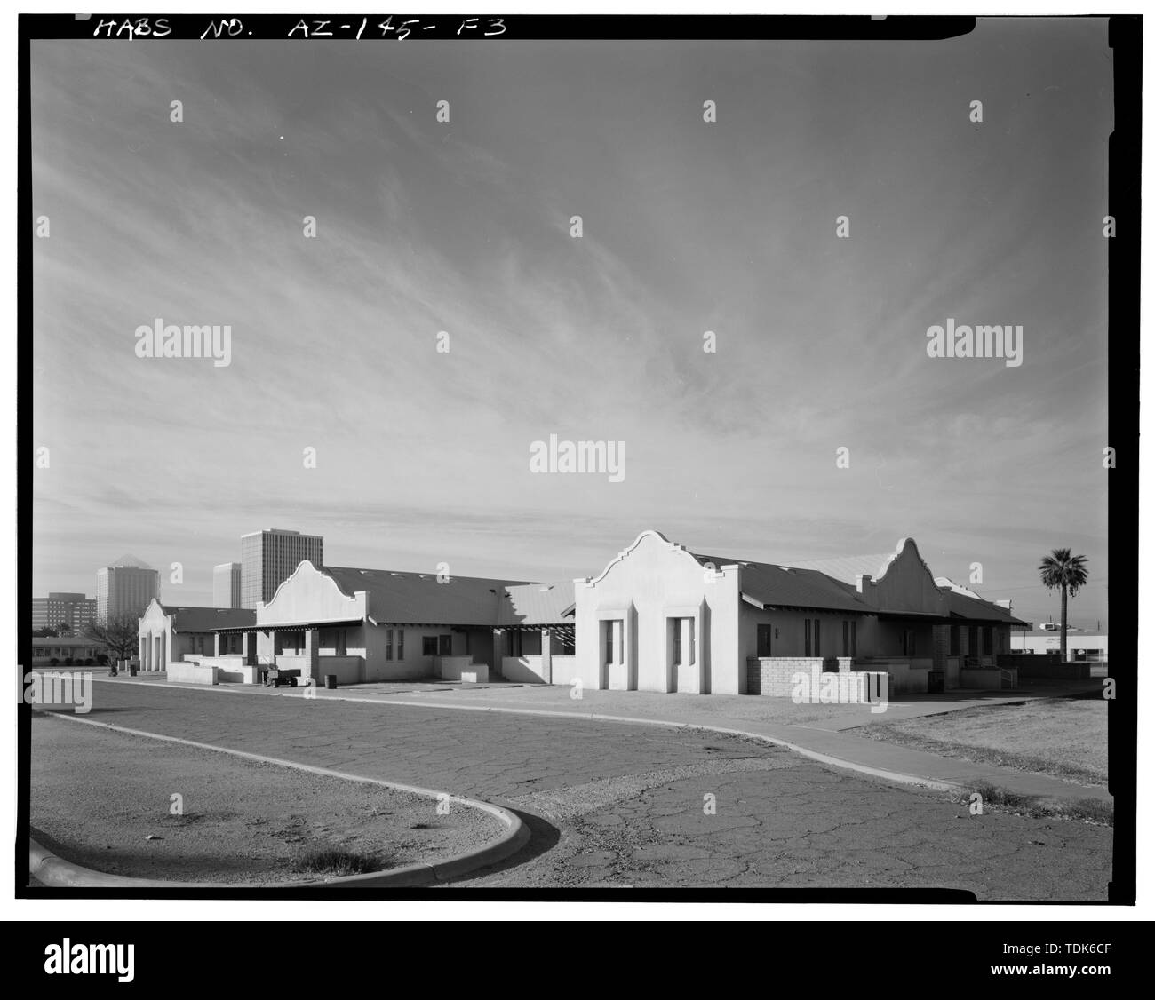Vista complessiva DA NORD-EST - Phoenix Indian School, ospedale, Angolo Nordest della Central Avenue e Indian School Road, Phoenix, Maricopa County, AZ Foto Stock