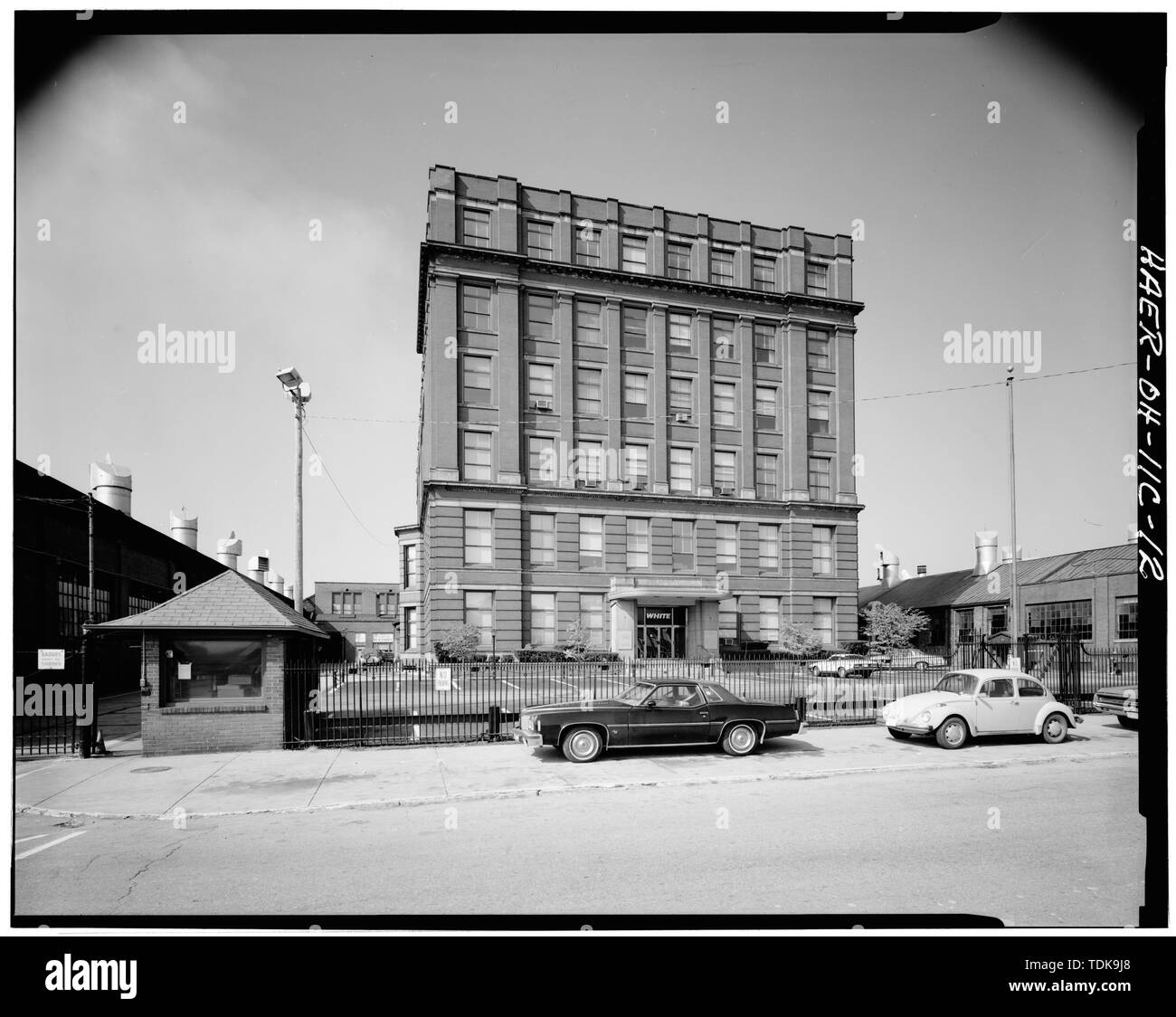 Edificio per uffici, guardando ad ovest - White Company, Est settanta-Ninth Street e Saint Clair Avenue, Cleveland, Cuyahoga County, OH Foto Stock