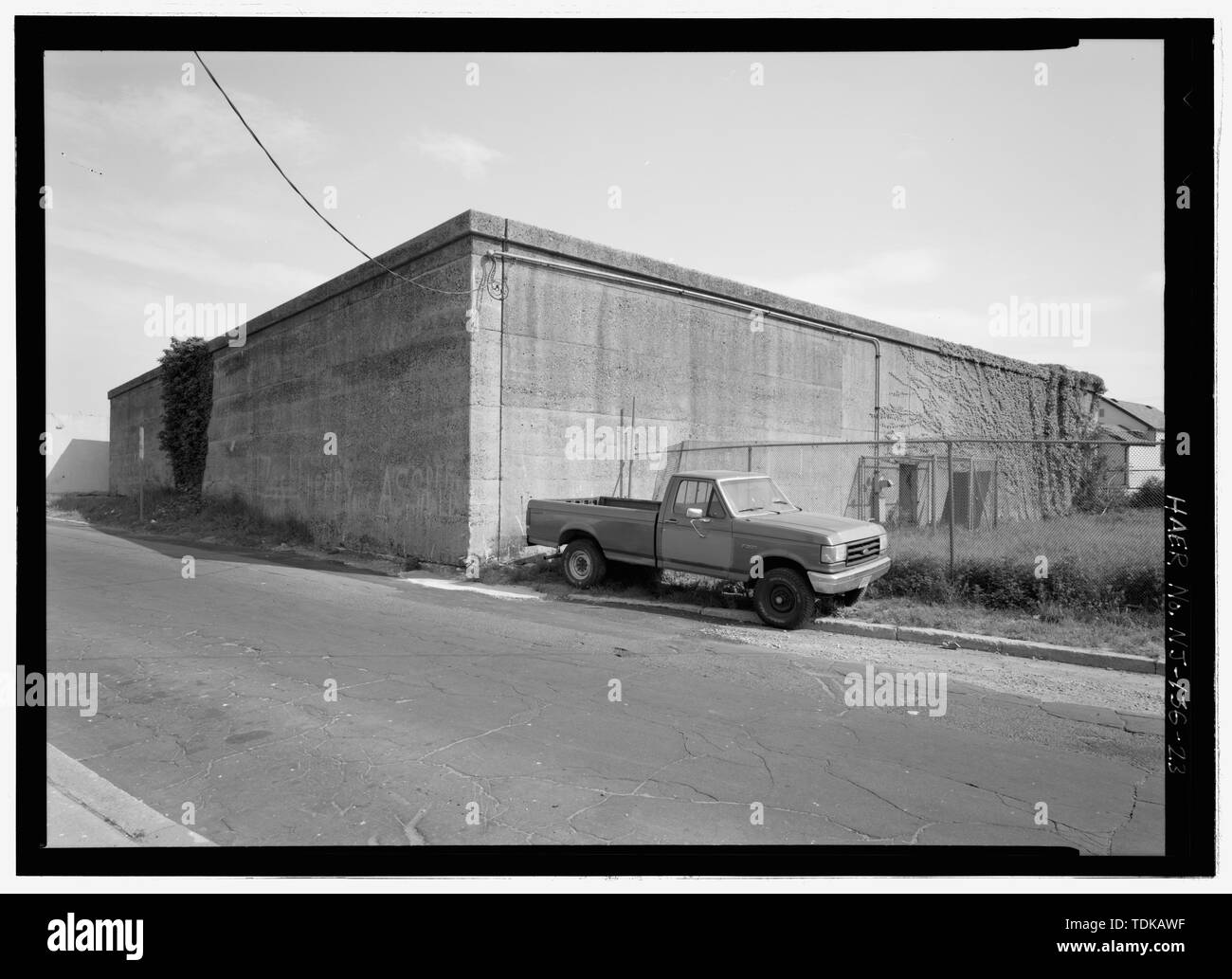 Aprire il taglio n. 2, guardando a sud-est - Delaware, Lackawanna e Western Railroad, North Bergen Tunnel, attraverso il Bergen collina dalla prospettiva Street a Ogden Avenue a John F. Kennedy Boulevard al Beacon Avenue, Città di Jersey, Hudson County, NJ Foto Stock