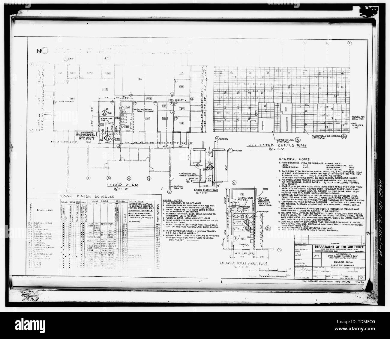 Fotocopia del disegno (non datato pianificare e programmare il disegno dal dipartimento dell'aeronautica, dello spazio e del Missile TEST CENTER) MATERIALE SPECIFICHE E NOTE GENERALI PER LA FINITURA DI INTERNI PER L'edificio 762-A, il foglio A4 - Base aerea di Vandenberg, Space Launch Complex 3, supporto tecnico edificio, Napa e Alden strade, Lompoc, Santa Barbara County, CA Foto Stock