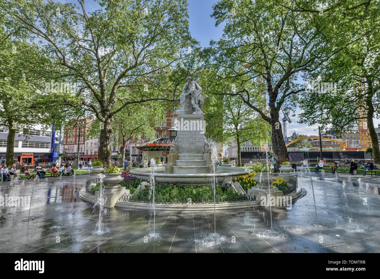 Shakespeare Memorial Fontana, Leicester Square, Londra, Inghilterra, Gran Bretagna Foto Stock