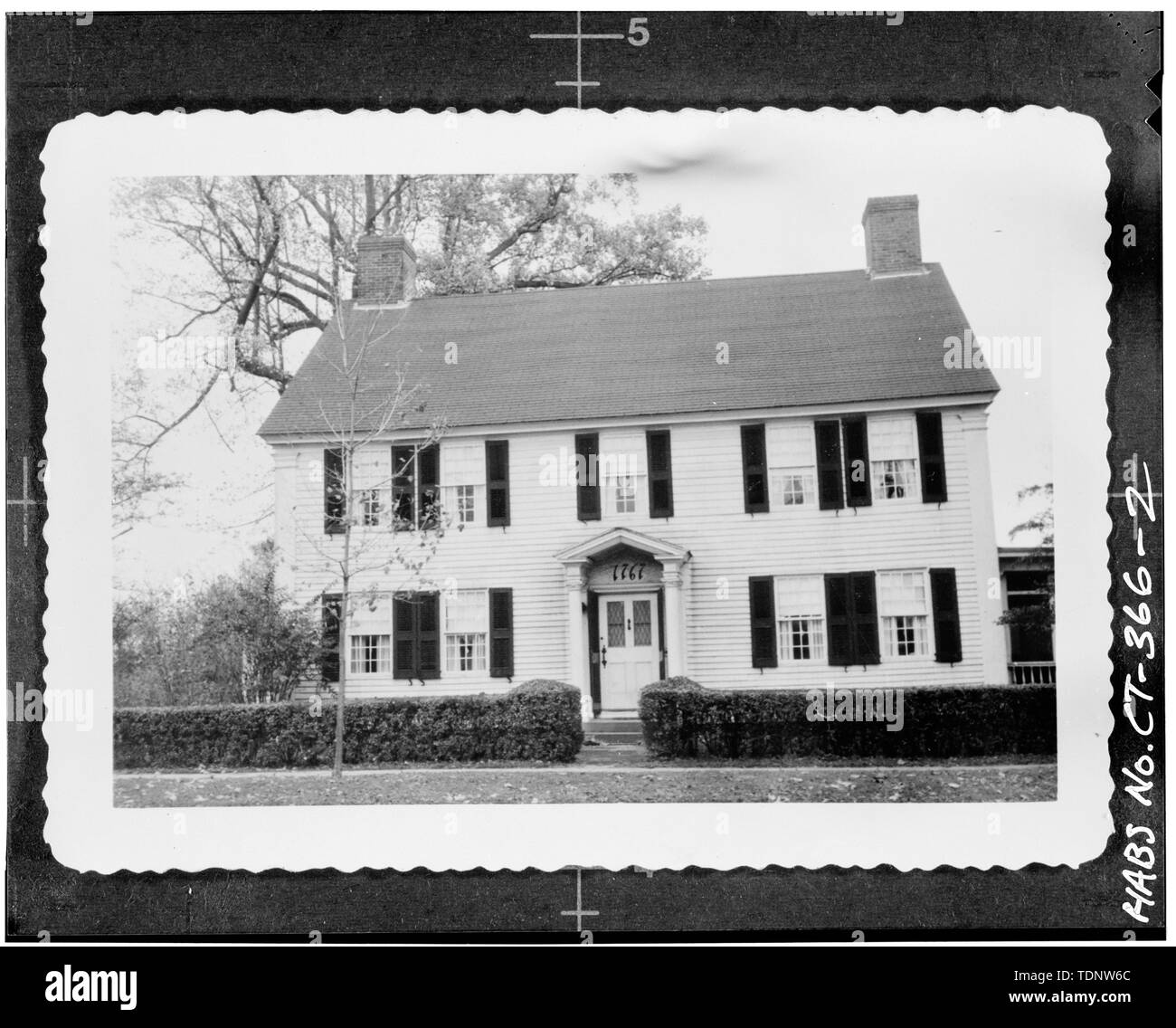 Fotocopia di inventario HABS fotografia. Fronte ovest. Fotografia scattata nel dicembre 1961 - General William Hart House, 350 Main Street, Old Saybrook, Middlesex County, CT Foto Stock