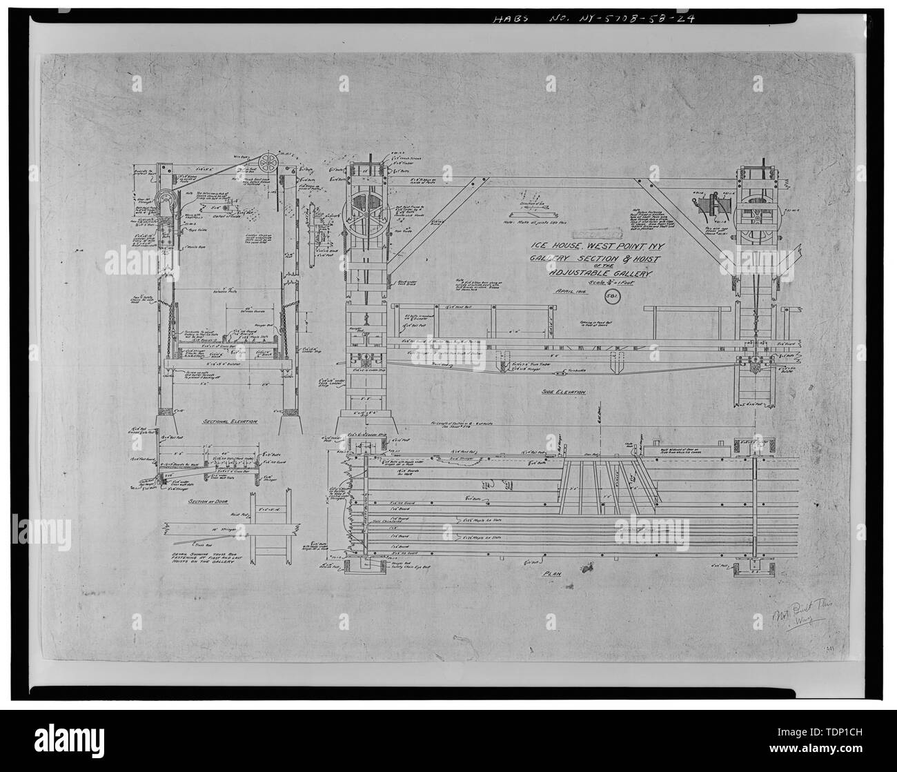 Fotocopia del disegno, aprile 1916 (originale in file dell'Accademia Militare degli Stati Uniti Archivio architettonica, West Point, New York) Sezione Gallery e il dettaglio del paranco della galleria regolabile - STATI UNITI Accademia militare, ghiacciaia, Mills Road a Howze posto, West Point, Orange County, NY Foto Stock