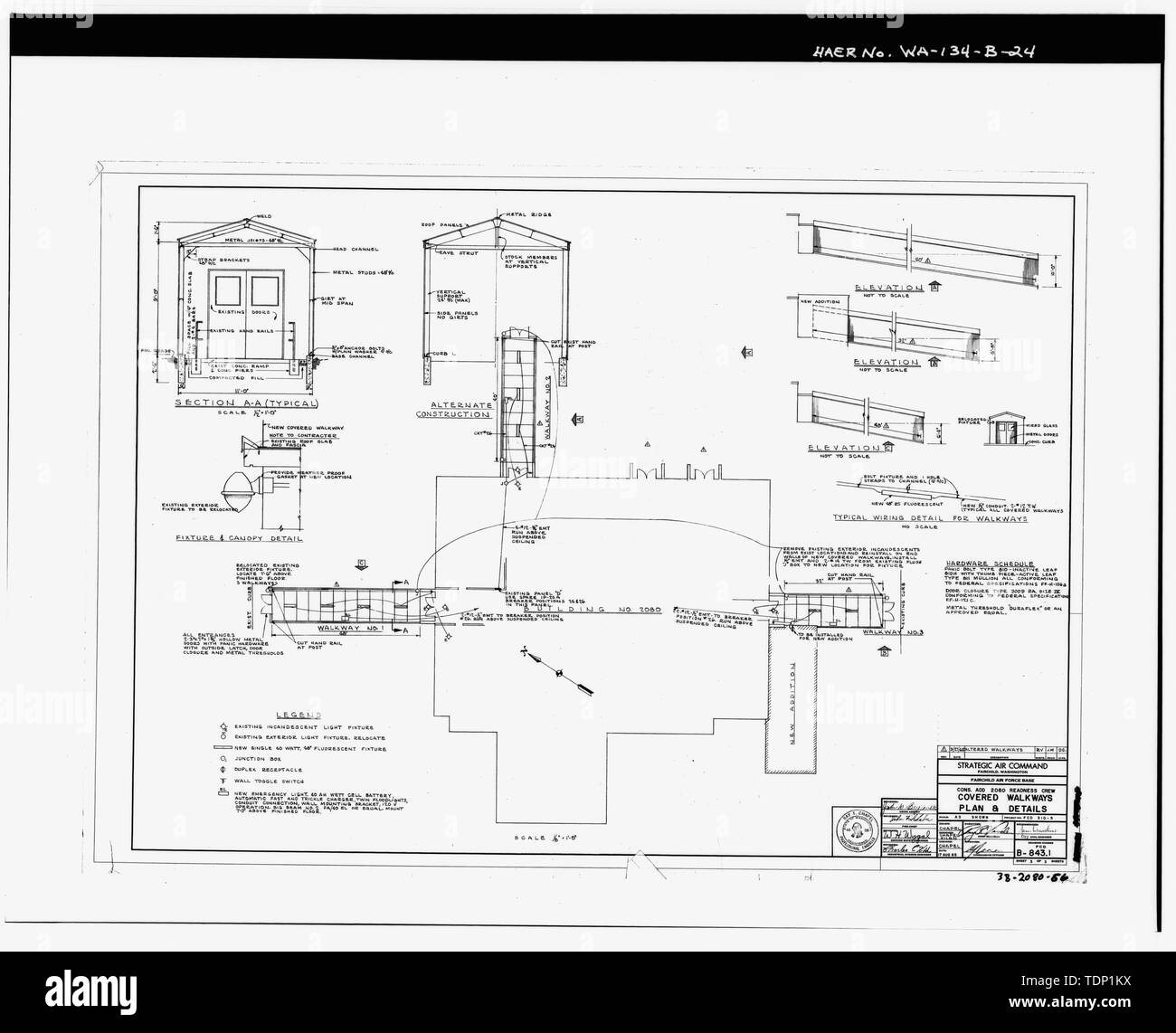 Fotocopia del disegno tecnico, Agosto 17, 1965 (disegno originale si trova a Fairchild Air Force Base, Ingegneria Civile edilizia, ingegneria civile Vault). 2080 Disponibilità equipaggio, camminamenti coperti, piano e dettagli - Fairchild Air Force Base, bombardiere Alert Facility, 803G Sud Via Taxi, Spokane Spokane County, WA Foto Stock