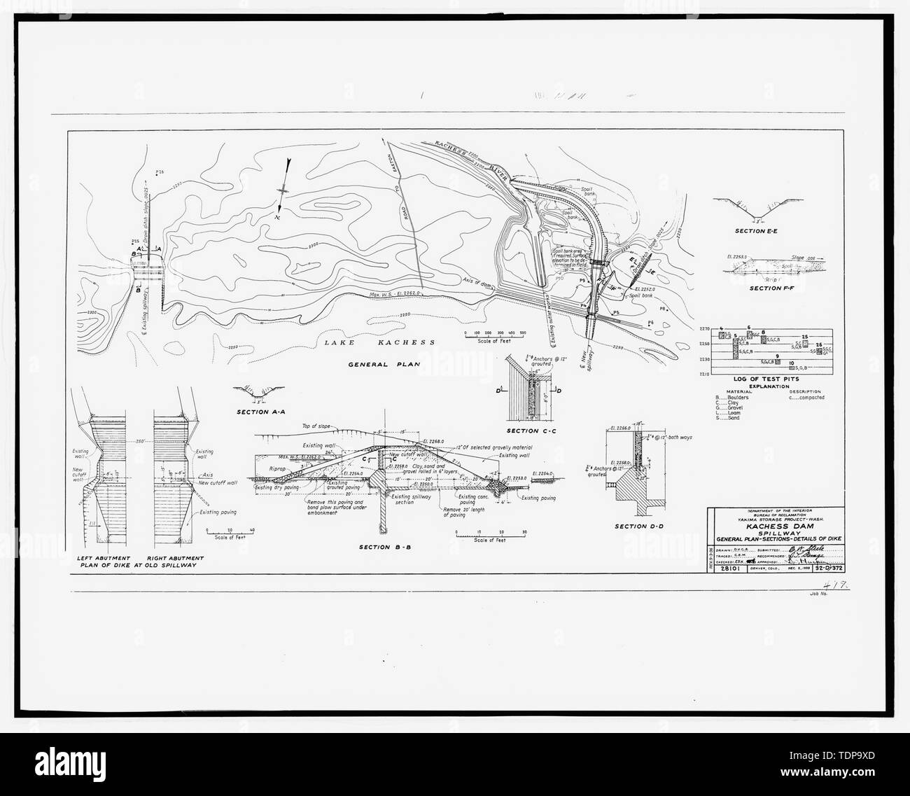 Fotocopia del disegno di costruzione, U.S. Ufficio di presidenza di bonifica, 5 dicembre 1935 (stampa originale si trova a U.S. Ufficio di presidenza di bonifica Pacific Northwest Regional Office Boise, Idaho). KACHESS sfioratore della diga, PIANO GENERALE - sezioni - I dettagli della diga - Diga Kachess, 1936 stramazzo e paratoie radiali, Kachess River, 1.5 miglia a nord della Interstatale 90 , Easton, Kittitas County, WA Foto Stock