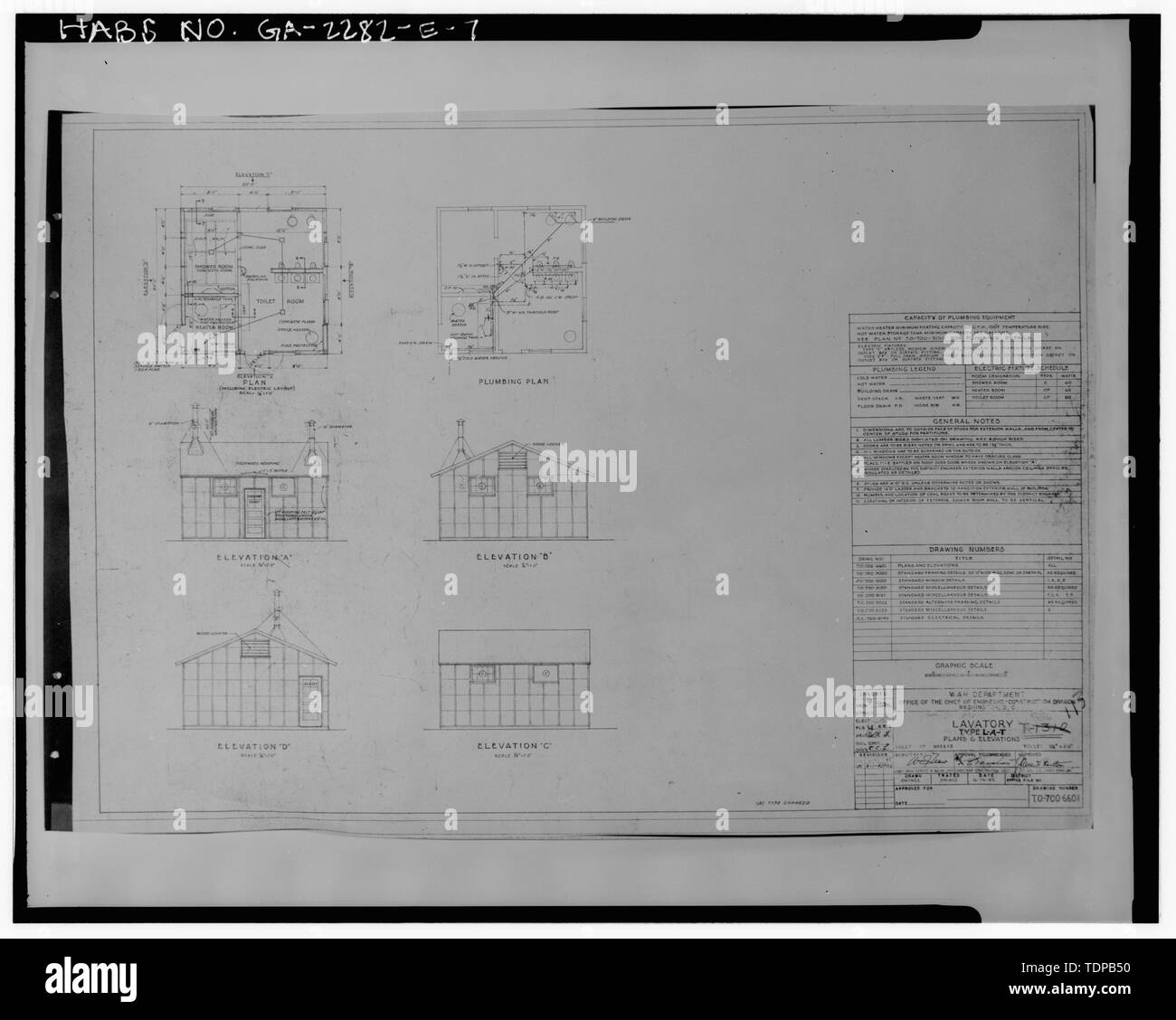 Fotocopia del disegno. (Questo disegno è un 8' x 10' allargamento da un 4' x 5' negativo; 1942 disegno intitolato "wc; tipo L-a-T; piani e le elevazioni,' PIANO T.O. 700-6601, situato presso la direzione di ingegneria e alloggiamento, Fort McPherson.) - Fort McPherson, guerra mondiale II stazione Hospital, G. U. unità di trattamento per wc, Thorne e cappa viali, Atlanta, Fulton County, GA Foto Stock