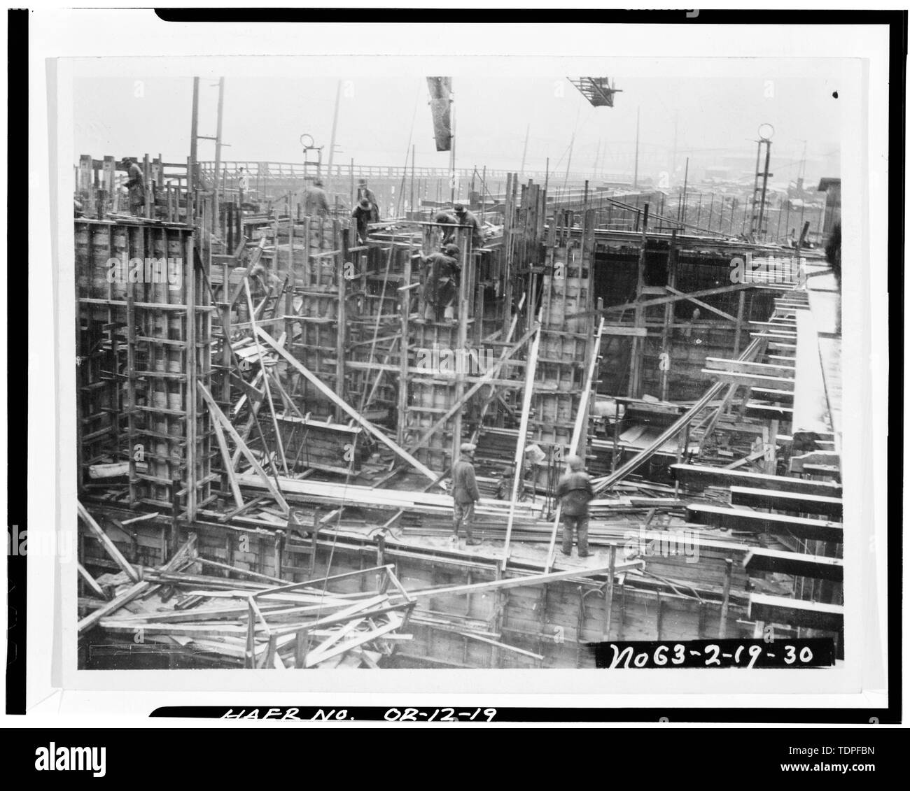 (Dalla Stazione 'L' i file office, Portland, Oregon) Fotografo sconosciuto, 1930 RECANTE IL PIANO INTERRATO PER IL potente estensione, 1930 - Portland General Electric Company, Stazione L, 1841 Southeast Water Street, Portland, Multnomah County, o Foto Stock