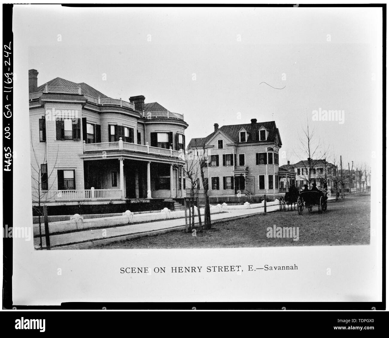 Da rotocalco illustrazione del fotografo sconosciuto, 1902 "scena su Henry Street, E." - Vittoriano di Savannah Historic District, delimitata dal Gwinnett, Est ampia, West Broad Street e Anderson Lane, Savannah, Chatham County, GA Foto Stock